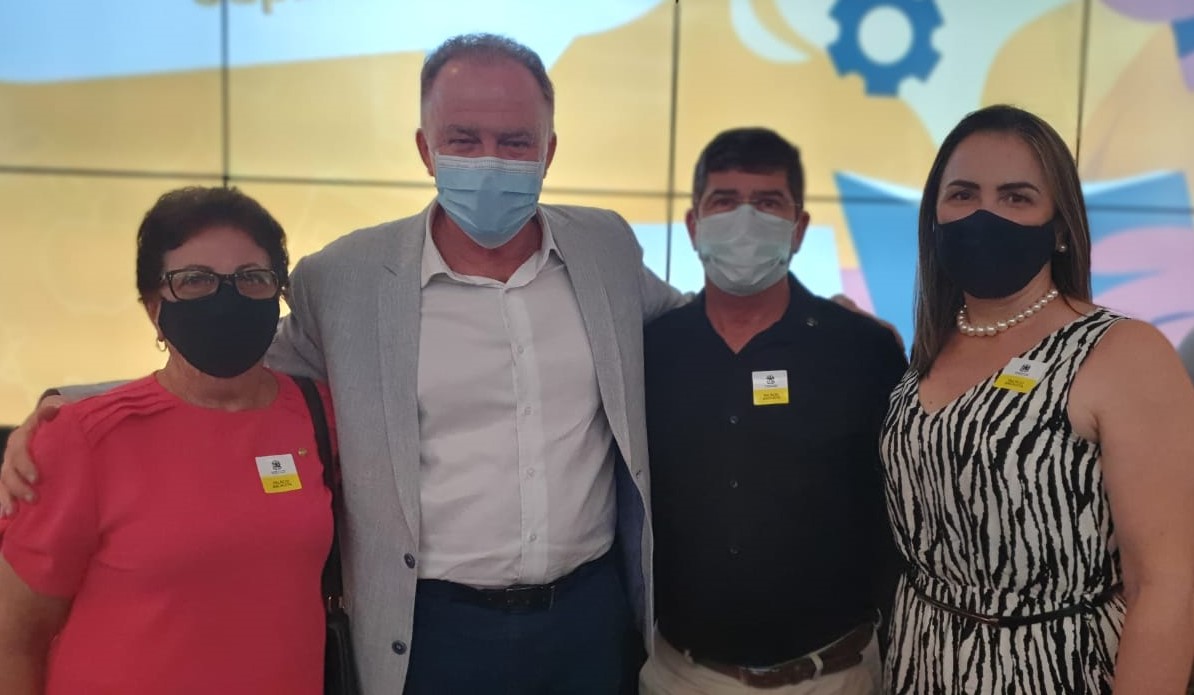 PRESIDENTE DA CÂMARA PARTICIPA DE EVENTO EM VITÓRIA COM O GOVERNADOR CASAGRANDE.